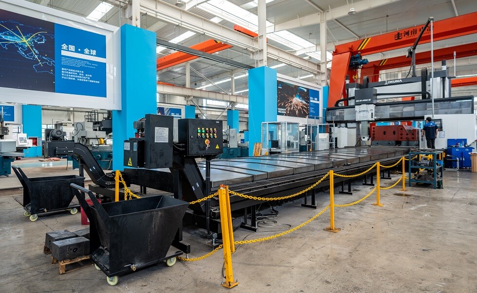 CNC gantry machining center